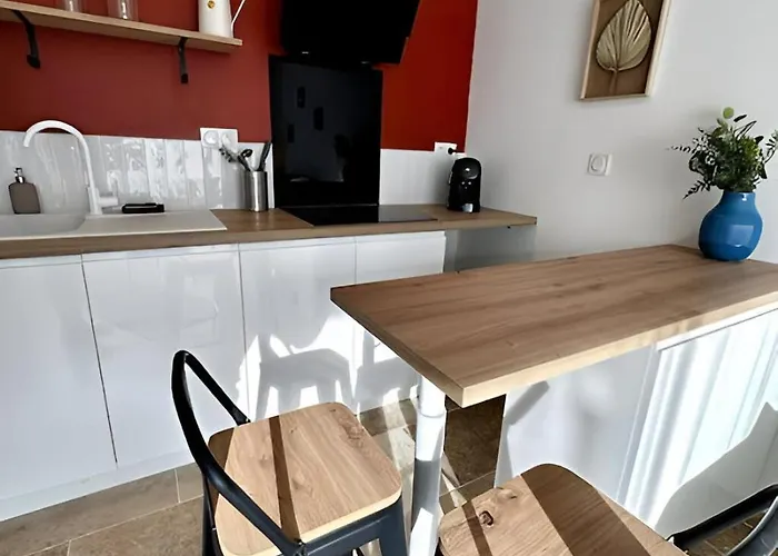 Cocon Du Luberon - Agreable T2 Charmant, Bien Situe